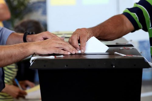 Votação na freguesia da Sé no Funchal, 26/9/2021 (HOMEM DE GOUVEIA/LUSA)